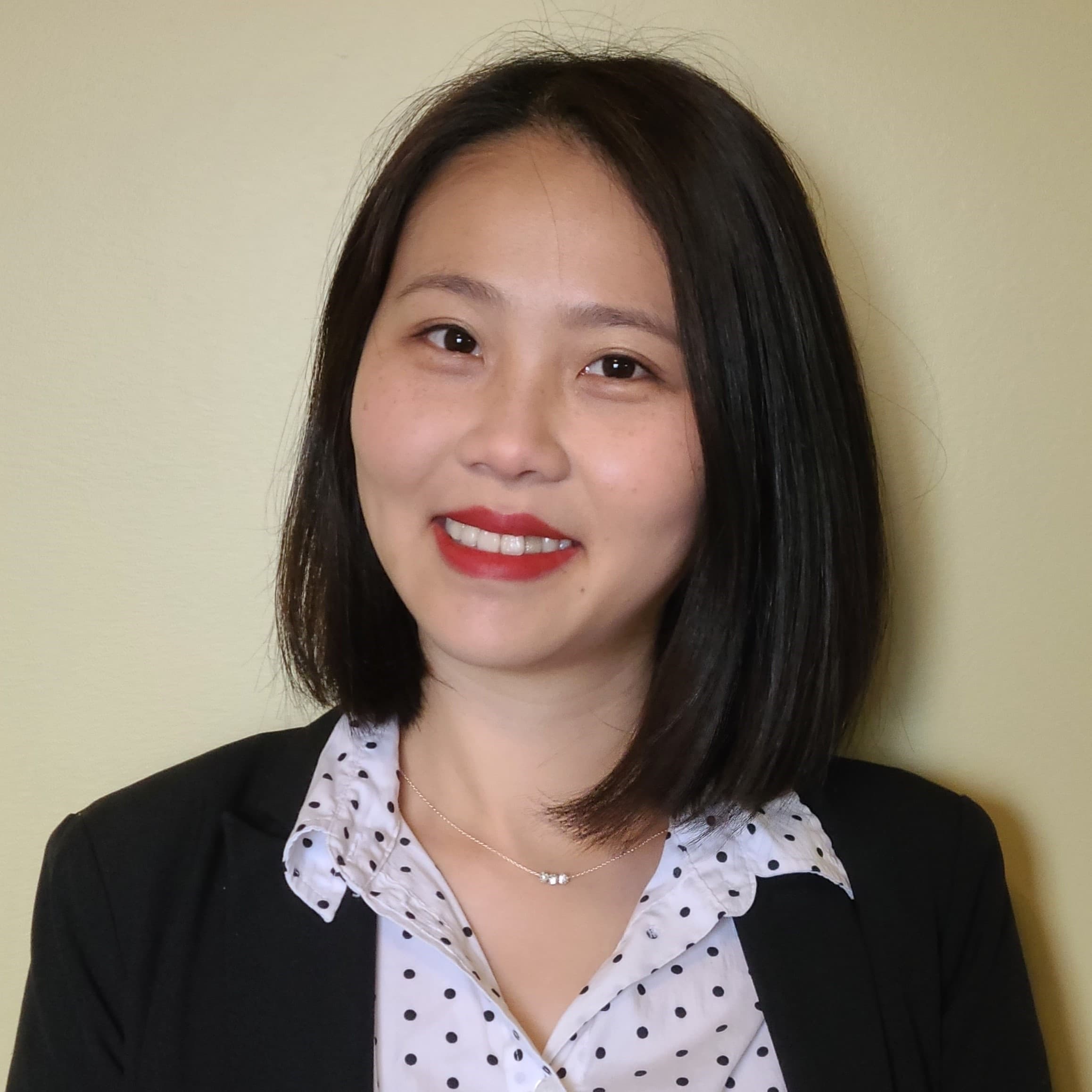 Angie, Financial Advisor