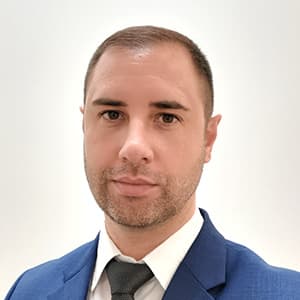 Dmitriy, Sr. Financial Advisor