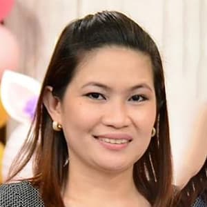 Noemi, Senior Business Advisor