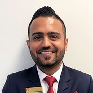 Hussein, Senior Business Advisor