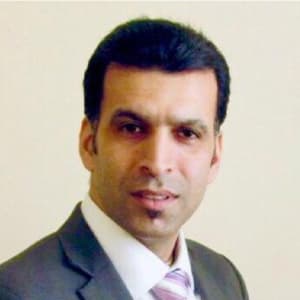 Mehrdad, Financial Advisor