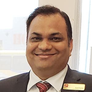 Sunil, Senior Financial Advisor
