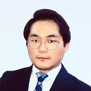 Zhaoyu (Bruce), Financial Advisor